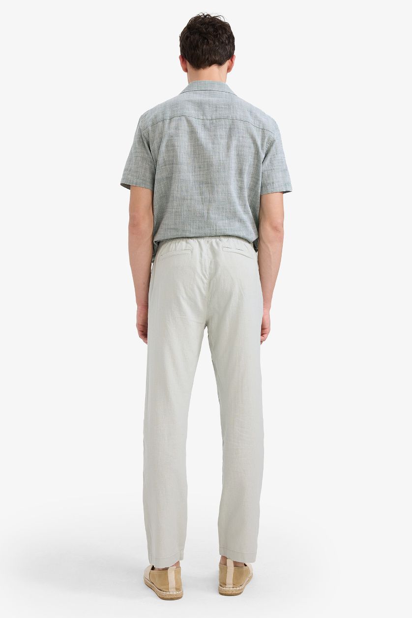 Erkek Açık Haki Relax Fit Rahat Kesim Dar Paça Keten Karışımlı Yazlık Pantolon
