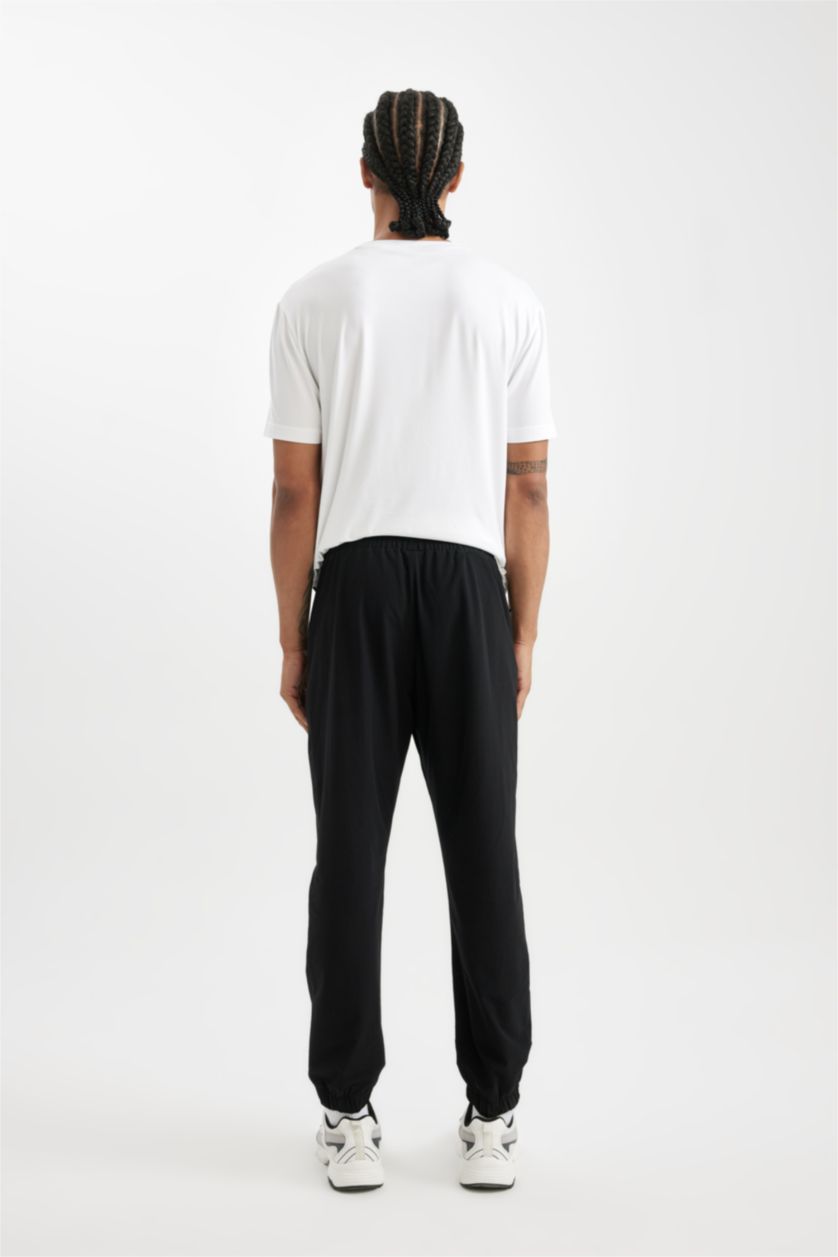Man Black Slim Fit Woven Jogger