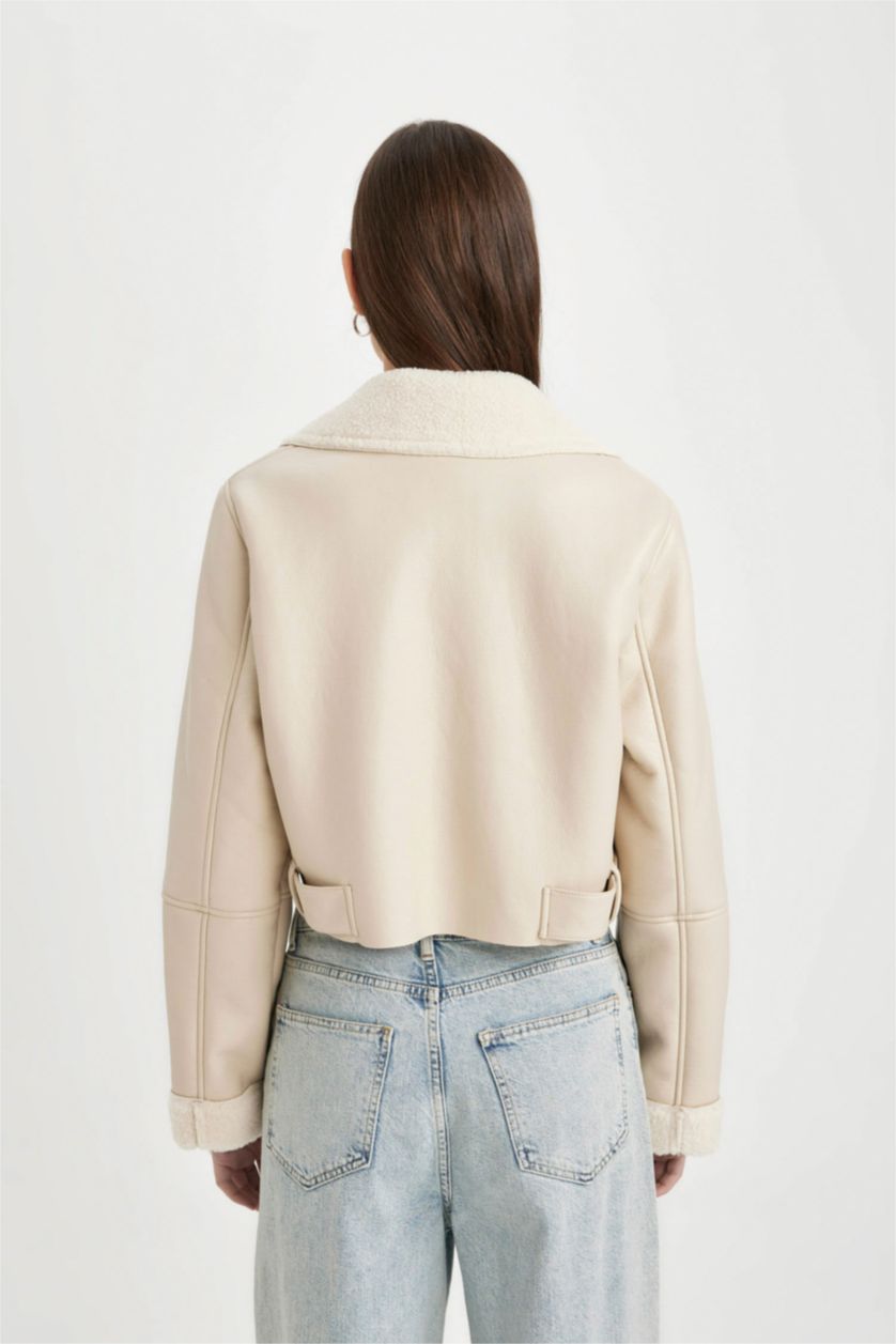 Kadın Ekru Su Geçirmez Regular Kalıp Fermuarlı İçi Suni Kürklü Kısa Suni Deri Mont