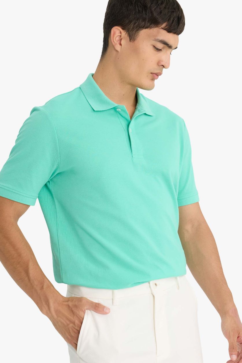 Erkek Parlak Yeşiil %100 Pamuk Regular Fit Polo Yaka Kısa Kollu Basic Düz Pike Kumaş Tişört