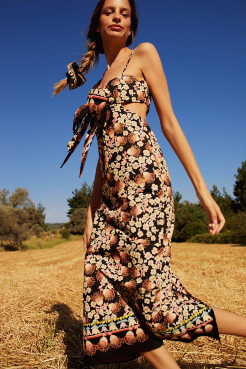 نساء أسود فستان ميدي نص ردن مطبوع بوبلين بوديكون بياخة قلب من Lug Von Siga x DeFacto