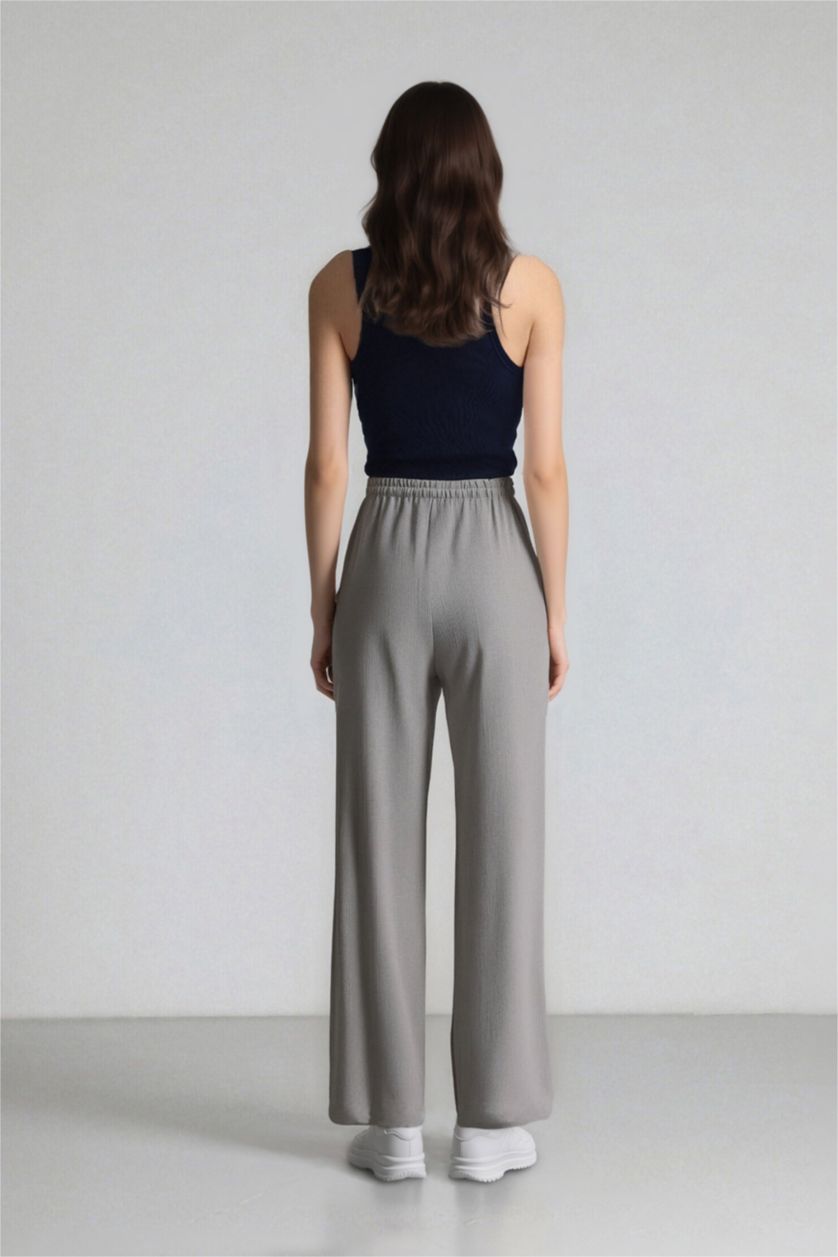 Woman Light Grey Elastic Waist Wide Leg Fabric Trousers