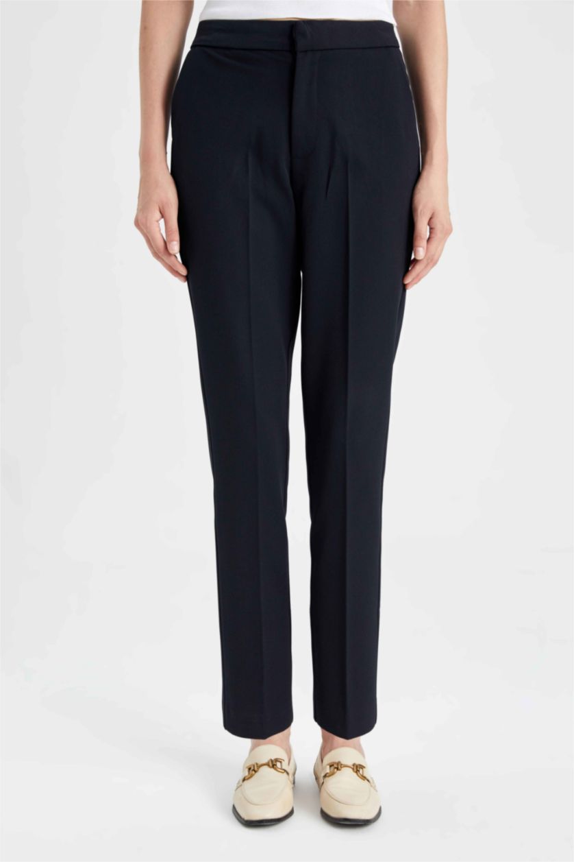 WOMAN NAVY Regular Waist Ankle Length Chino Pants