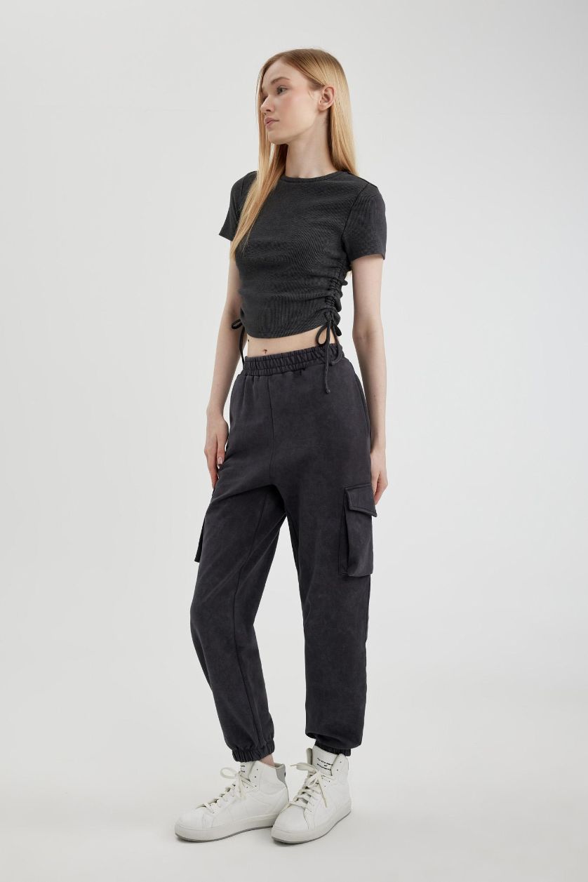 Kadın Antrasit Basic Düz Beli Paçası Lastikli Kargo Cepli  Jogger Eşofman Altı