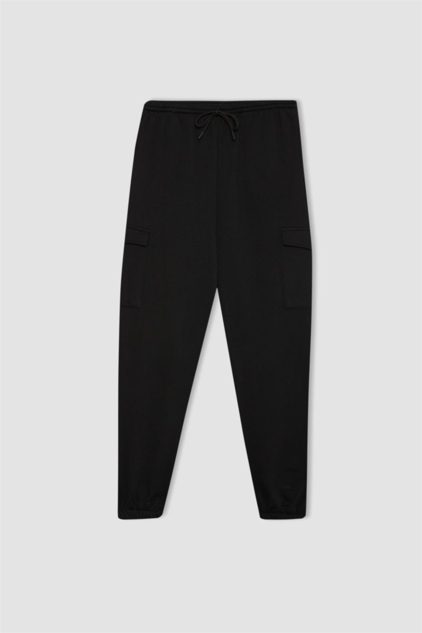 Woman Black Jogger Sweatpants