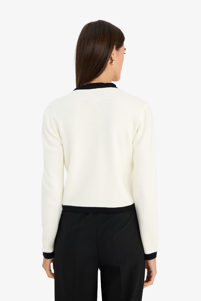 WOMAN Ecru Regular Fit Crew Neck Knitwear Cardigan