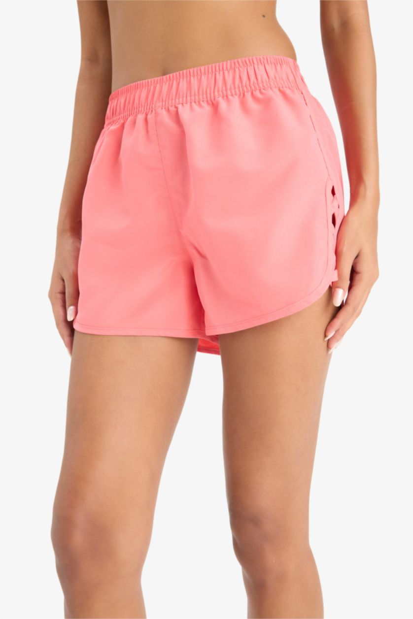 Женщины Коралловый Fall in Love Regular Fit Пляжные Шорты