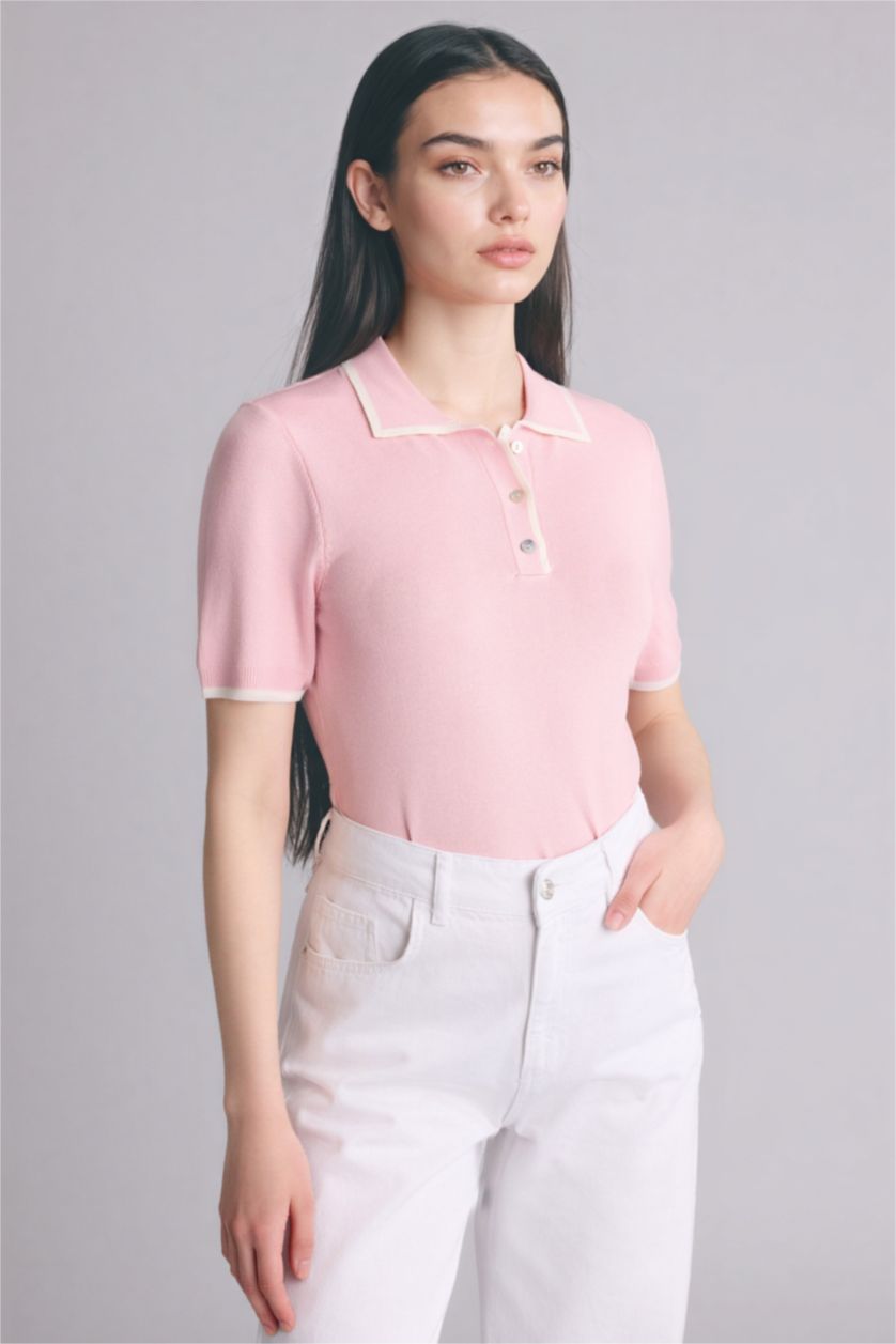 Woman Light Pink Slim Fit Polo Collar Pullover