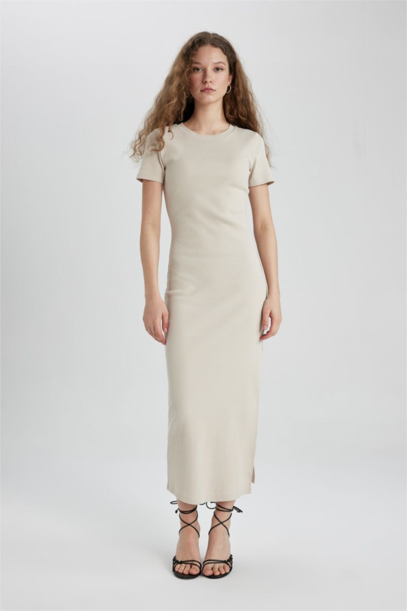 Kadın Bej Bodycon Vücudu Saran Bisiklet Yaka Fitilli Kaşkorse Kısa Kollu Maxi Elbise