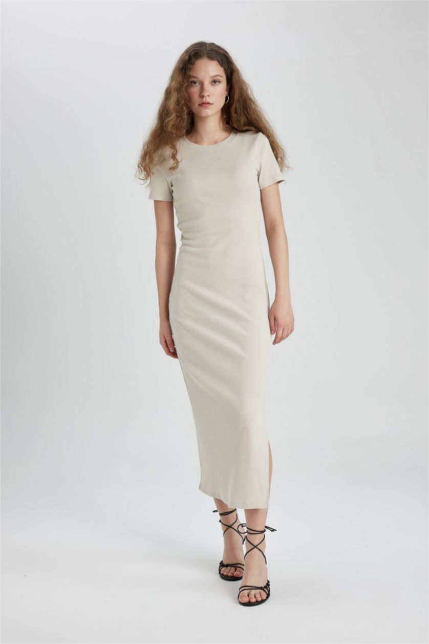 Kadın Bej Bodycon Vücudu Saran Bisiklet Yaka Fitilli Kaşkorse Kısa Kollu Maxi Elbise