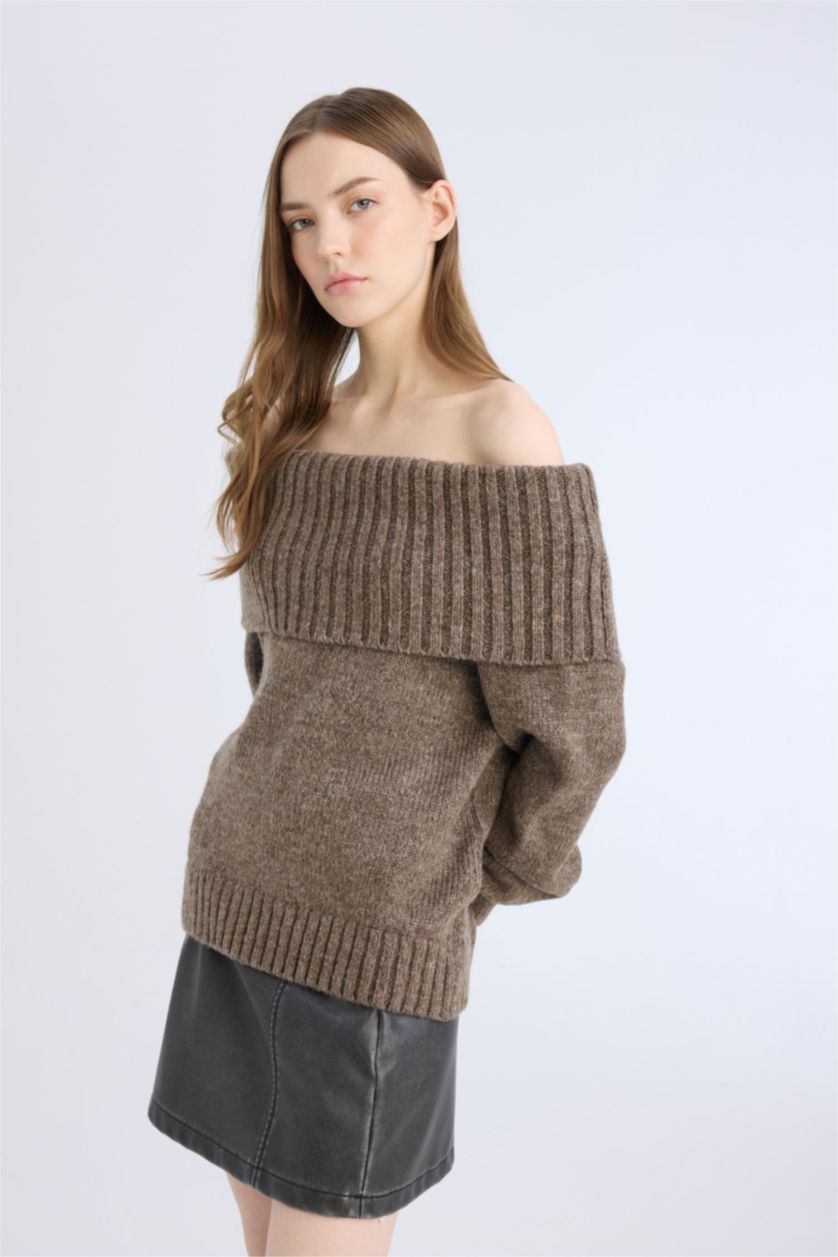 WOMAN Brown Regular Fit Strapless Knitwear Pullover