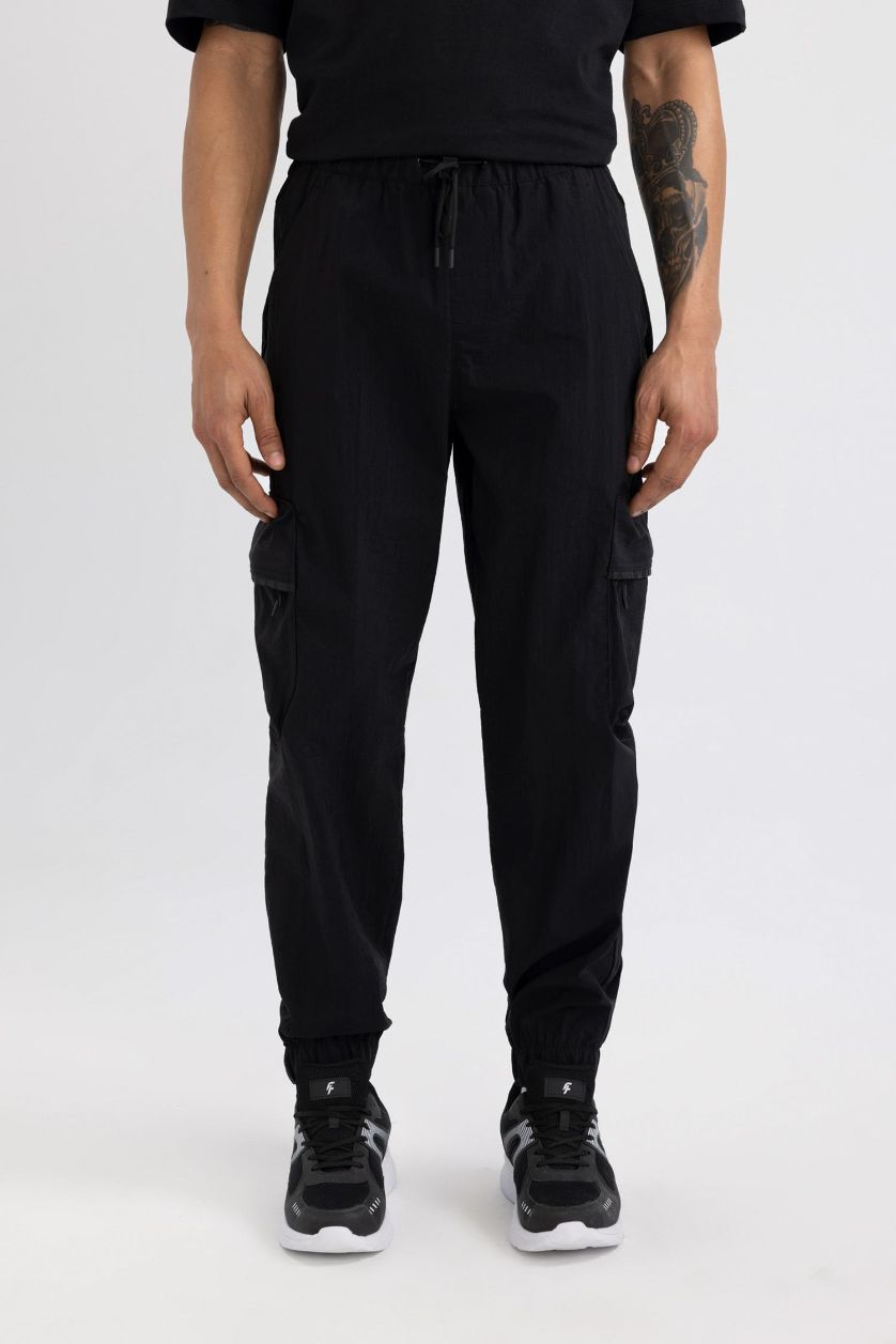 Man Black DeFactoFit Oversize Fit Cargo Pocket Woven Trousers