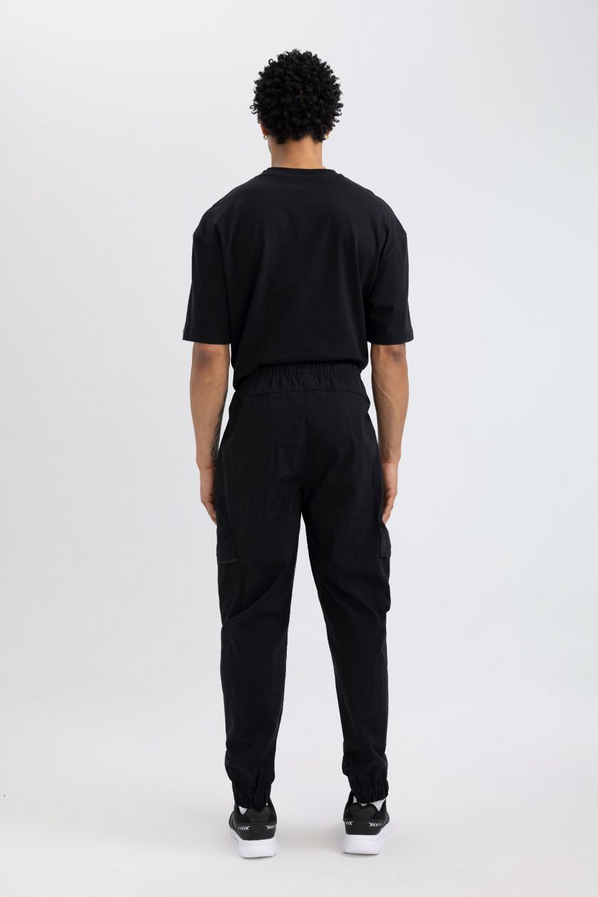 Man Black DeFactoFit Oversize Fit Cargo Pocket Woven Trousers