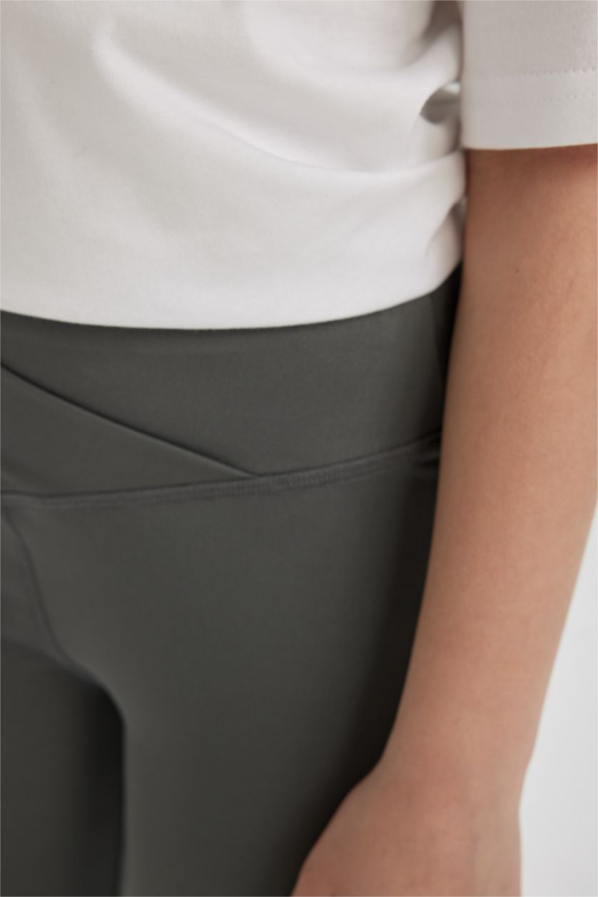 بنات رمادي ستريج كابري بناتي