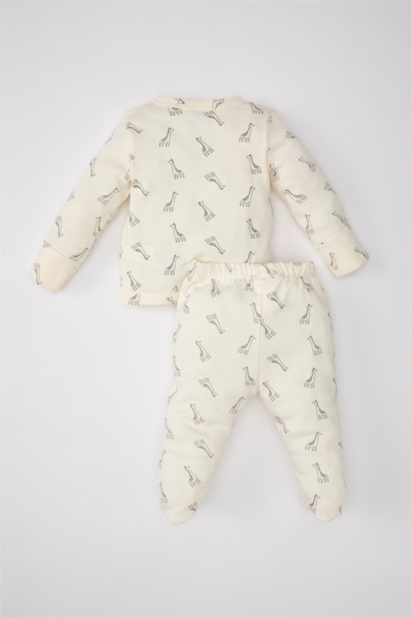 BABY GIRL Ecru Baby Boy Giraffe Printed 3 Piece Hospital Set