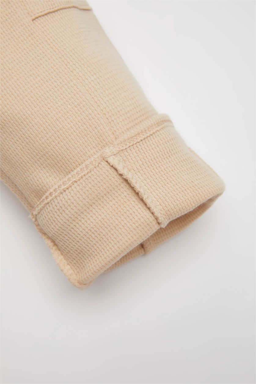 طفلة صغيرة بيج بنطلون بيبي اولادي وافل قصة عادية