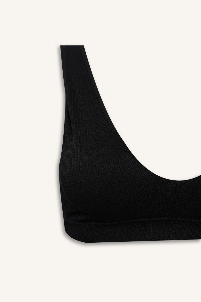 Kadın Siyah Çıkarılabilir Pedli Seamless Bra