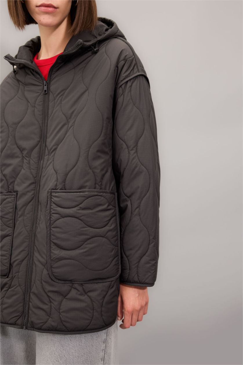 Kadın Siyah İnce Parka