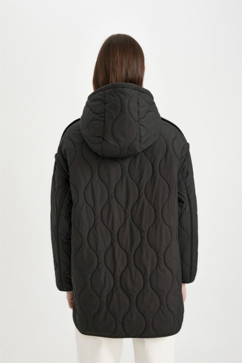 Kadın Siyah İnce Parka