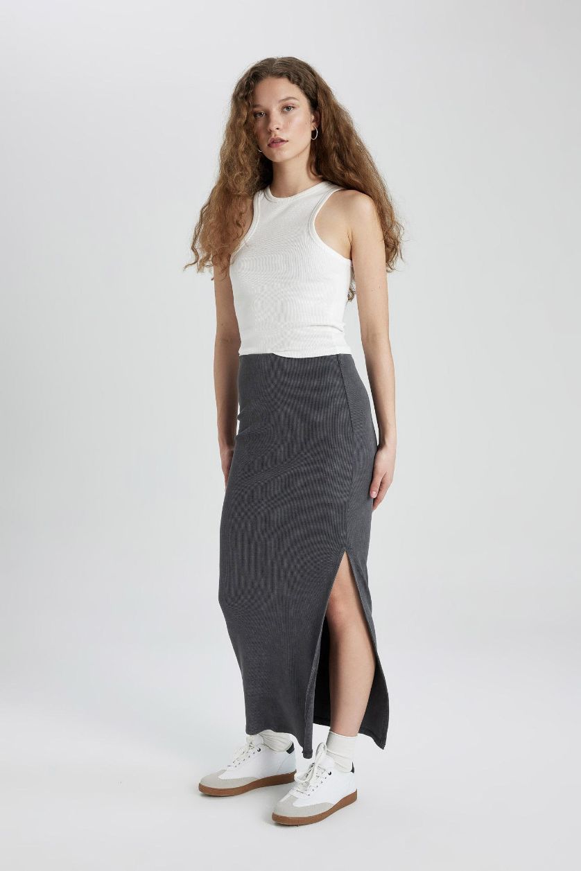 Woman Anthracite Pencil Skirt Camisole Maxi Knitted Skirt