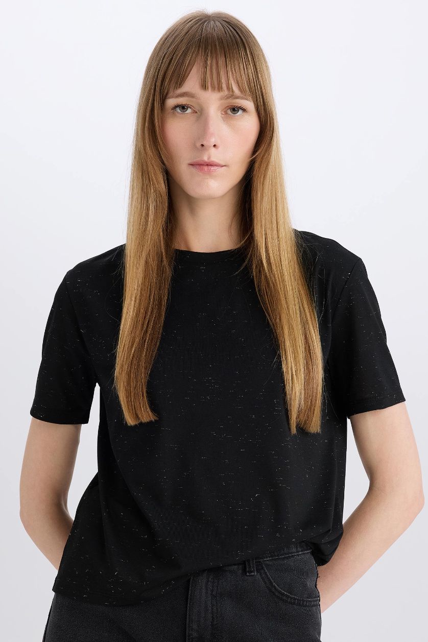 Woman Black Relax Fit Crew Neck Short Sleeve T-Shirt