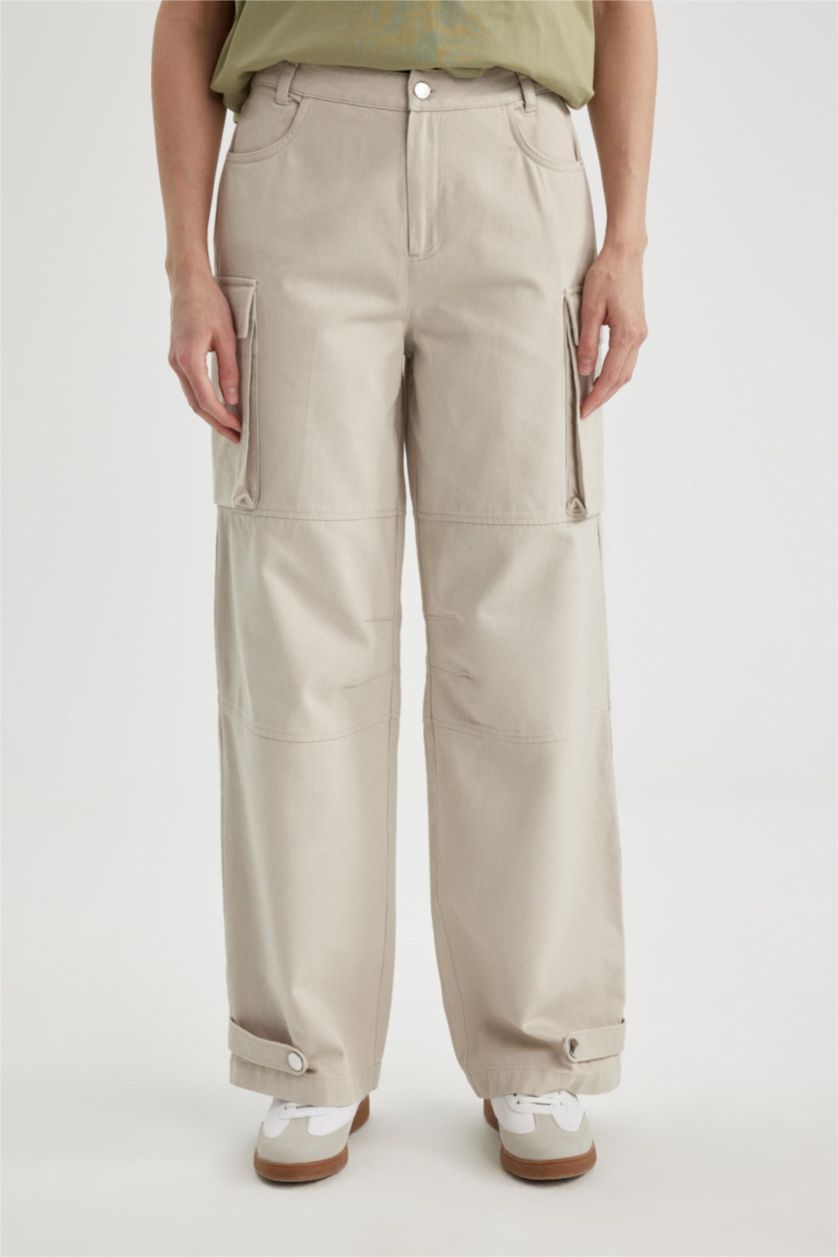 Kadın Bej Kargo Cepli Basic Düz Gabardin Pantolon