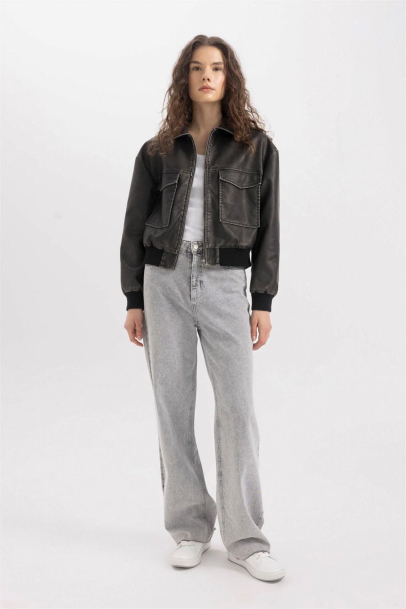 Kadın Siyah Su Geçirmez Suni Deri Ceket Mont Regular Kalıp Polo Yaka Fermuarlı Eskitme