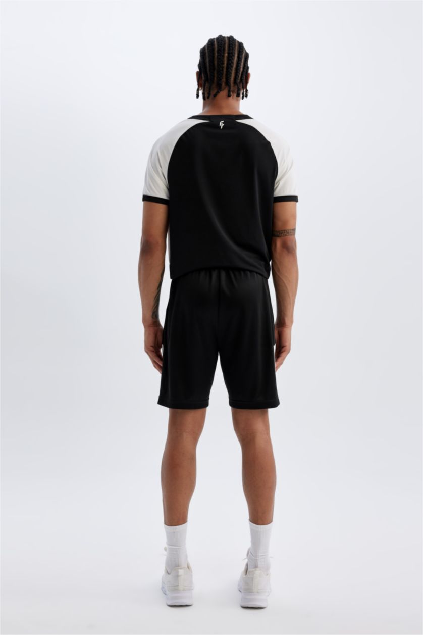 Man Black Standard Fit Short Leg Heavy Fabric Sports Shorts