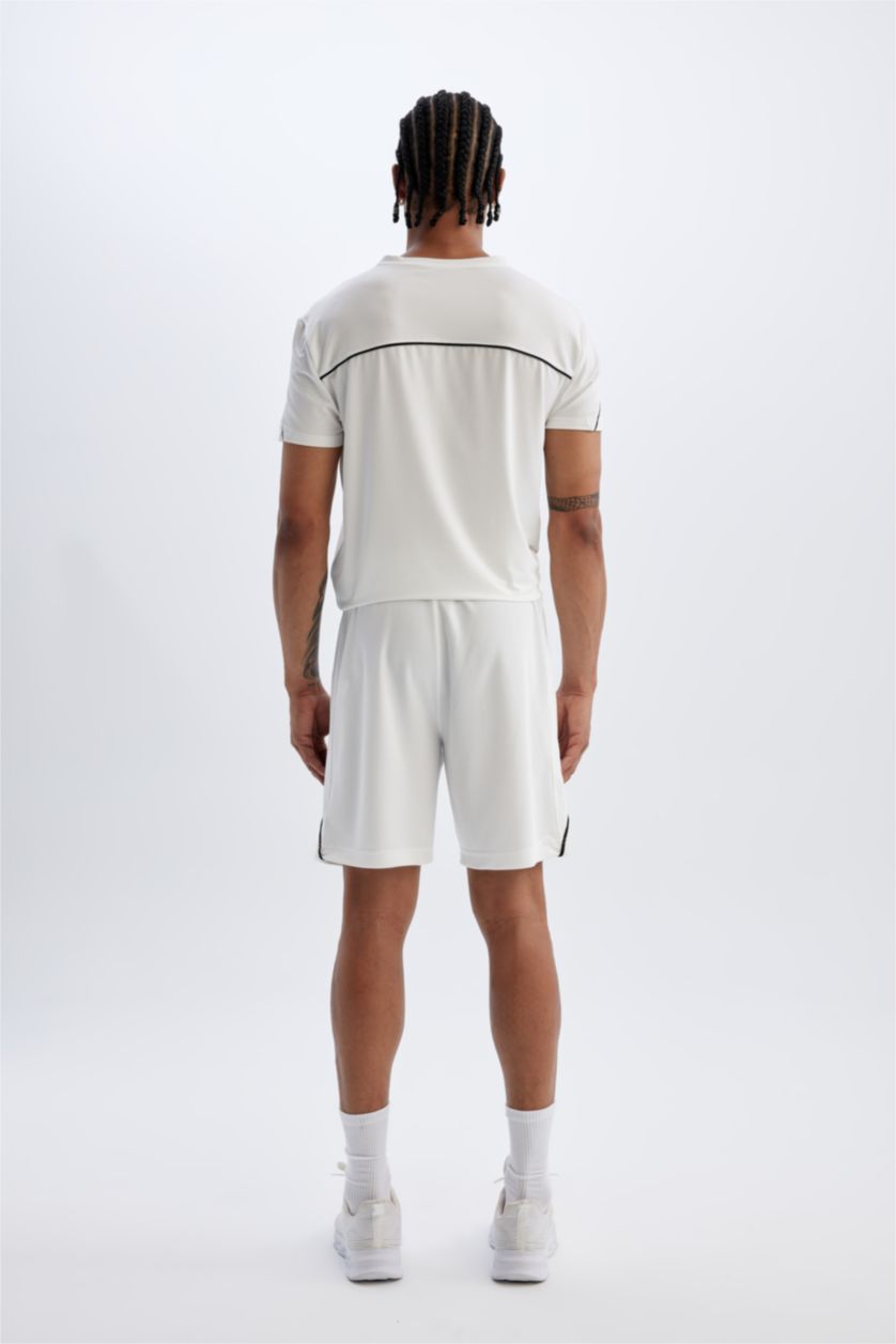 رجالي أبيض شورت رياضي قصير قصة عادية