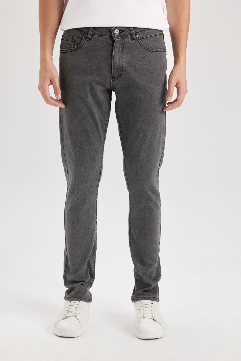 MAN Anthracite Pedro Slim Fit Normal Waist Narrow Leg Jeans