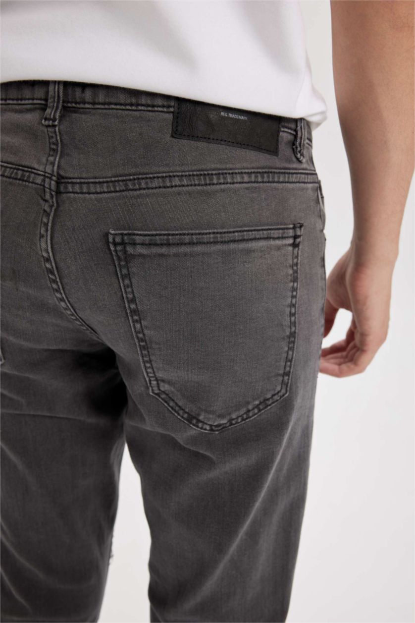 MAN Anthracite Pedro Slim Fit Normal Waist Narrow Leg Jeans