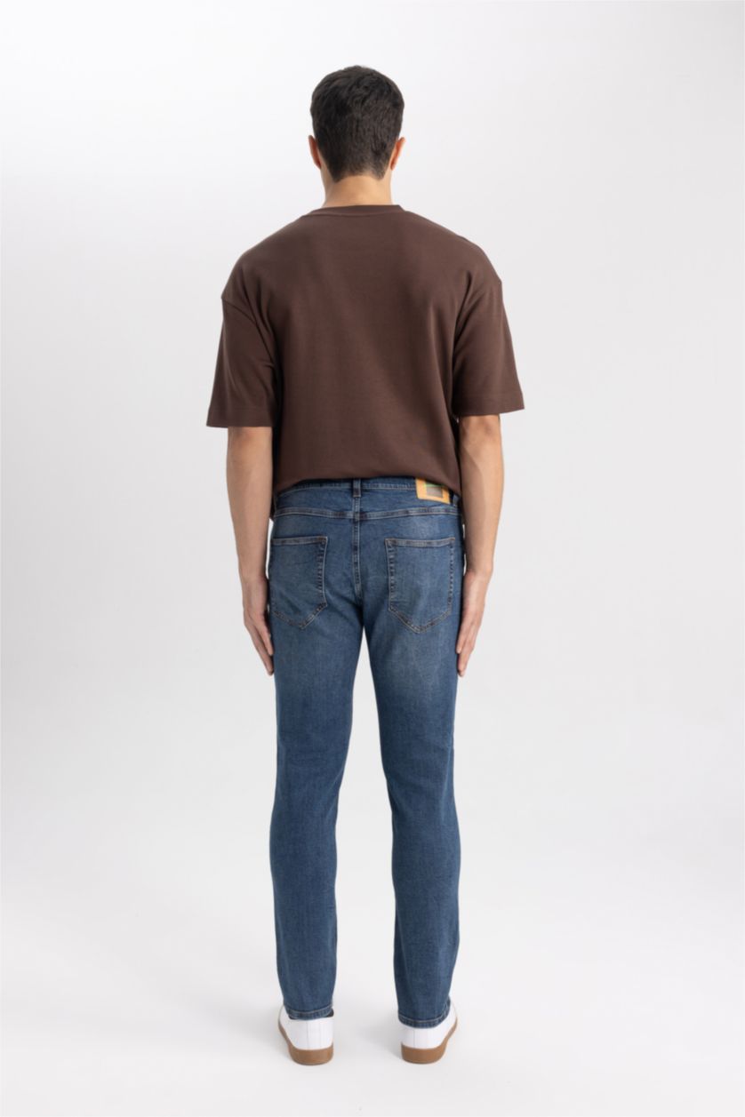 MAN Dark Blue Pedro Slim Fit Normal Waist Narrow Leg Jeans