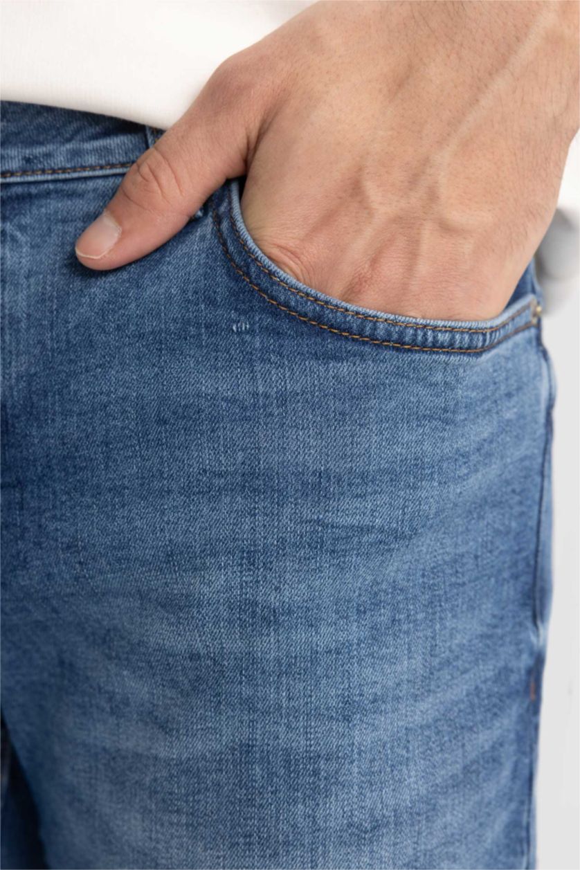 MAN Light Blue Pedro Slim Fit Slim Fit Normal Waist Narrow Leg Jeans