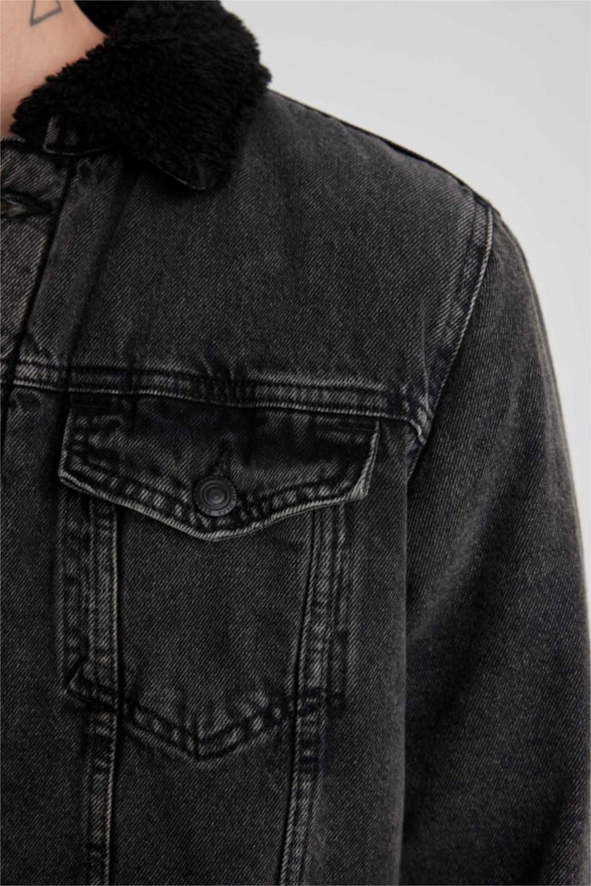 Erkek Siyah Slim Fit Dar Kesim Suni Kürklü Yaka Düğmeli Cepli Jean Ceket