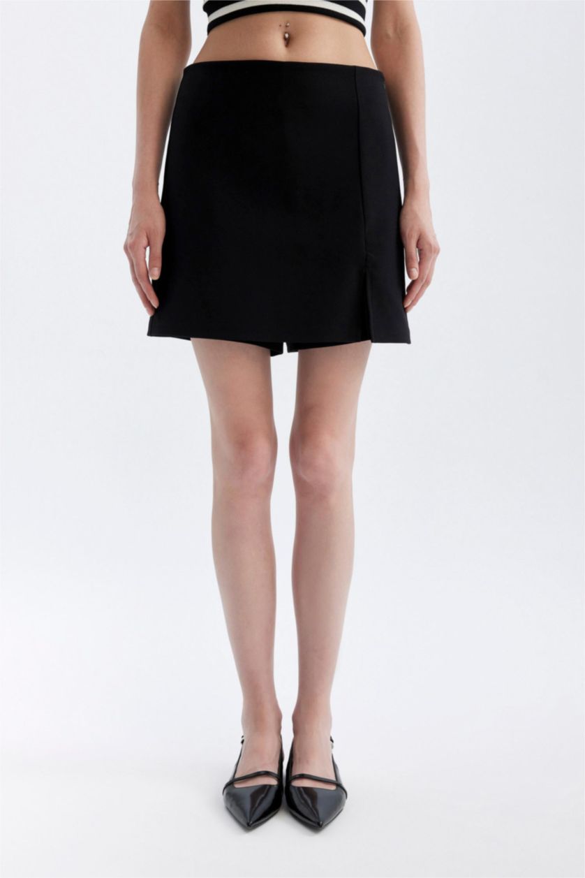 WOMAN Black Normal Waist Skort