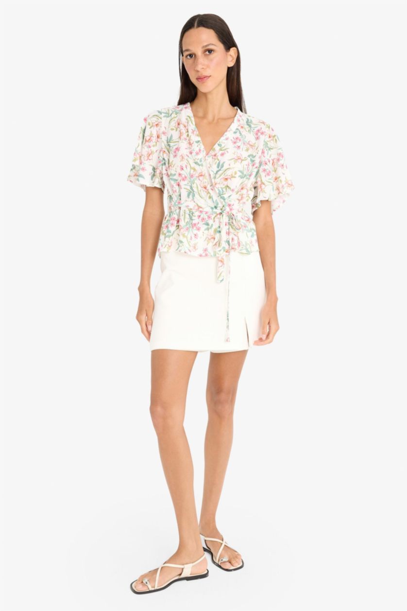 نساء بيج فاتح شورت تنورة بخصر عادي