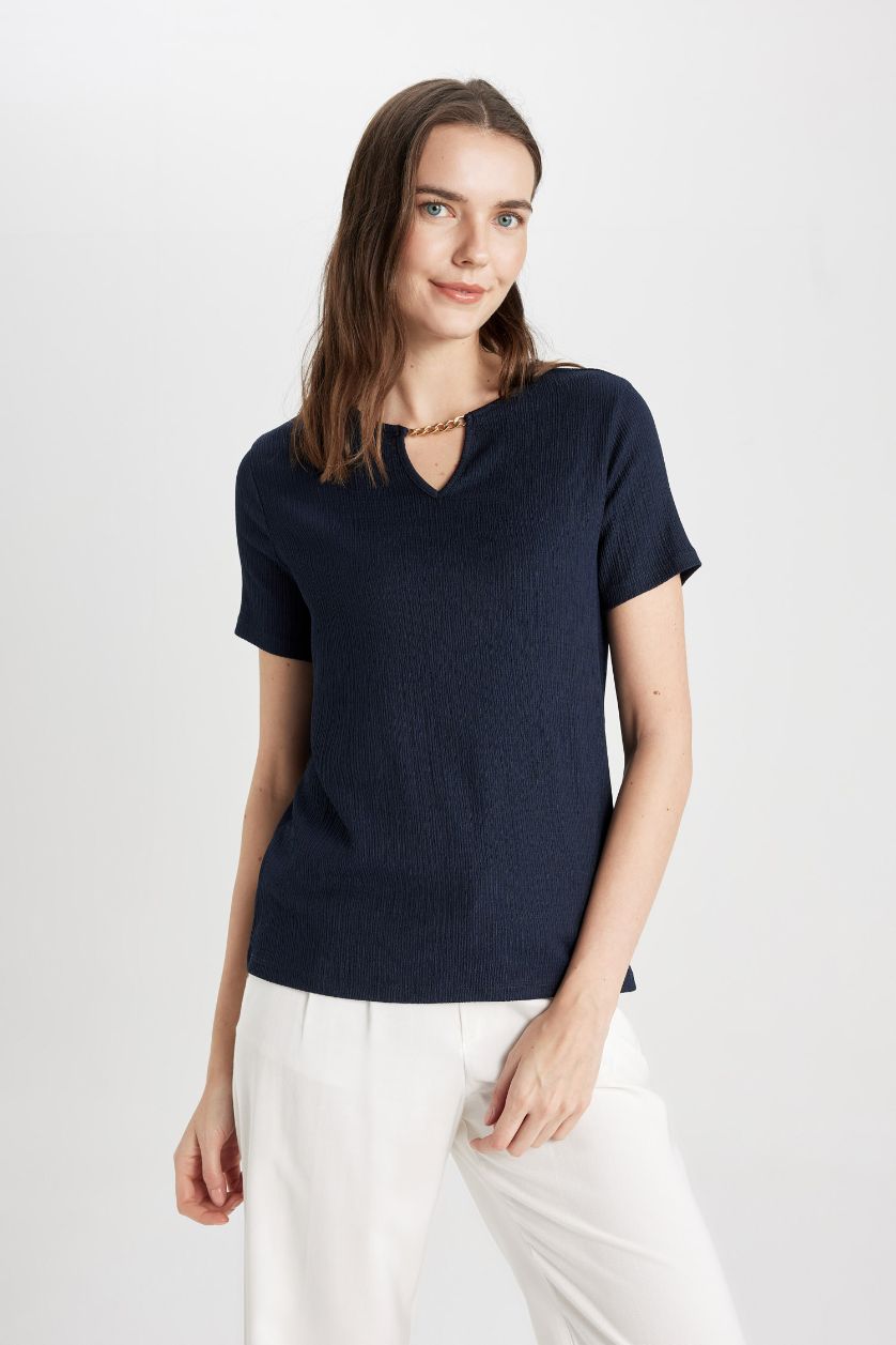 نساء كحلي تي شيرت نص كم بياقة مستديرة وقصة عادية