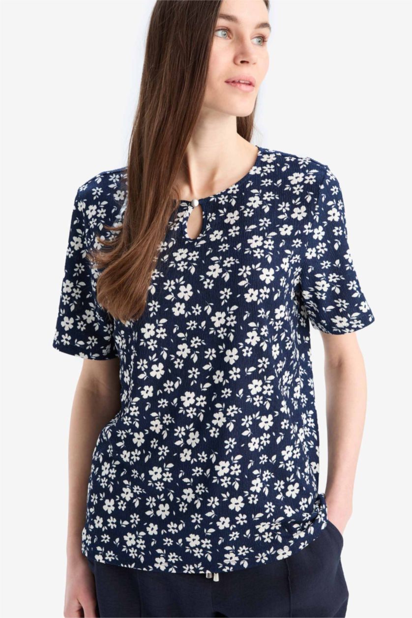 نساء كحلي تيشيرت نص ردن فلورال قصة عادية بياخة مستديرة