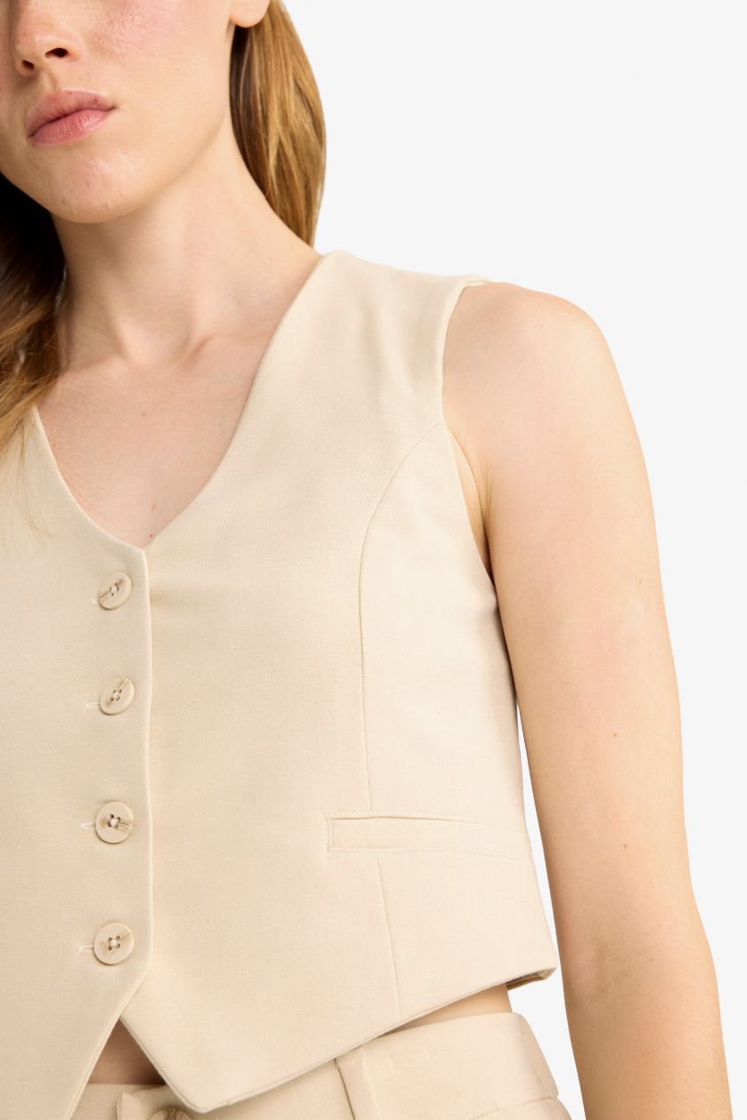 حريمي بيج فيست بليزر كلاسيكي بياقة V بأزرار