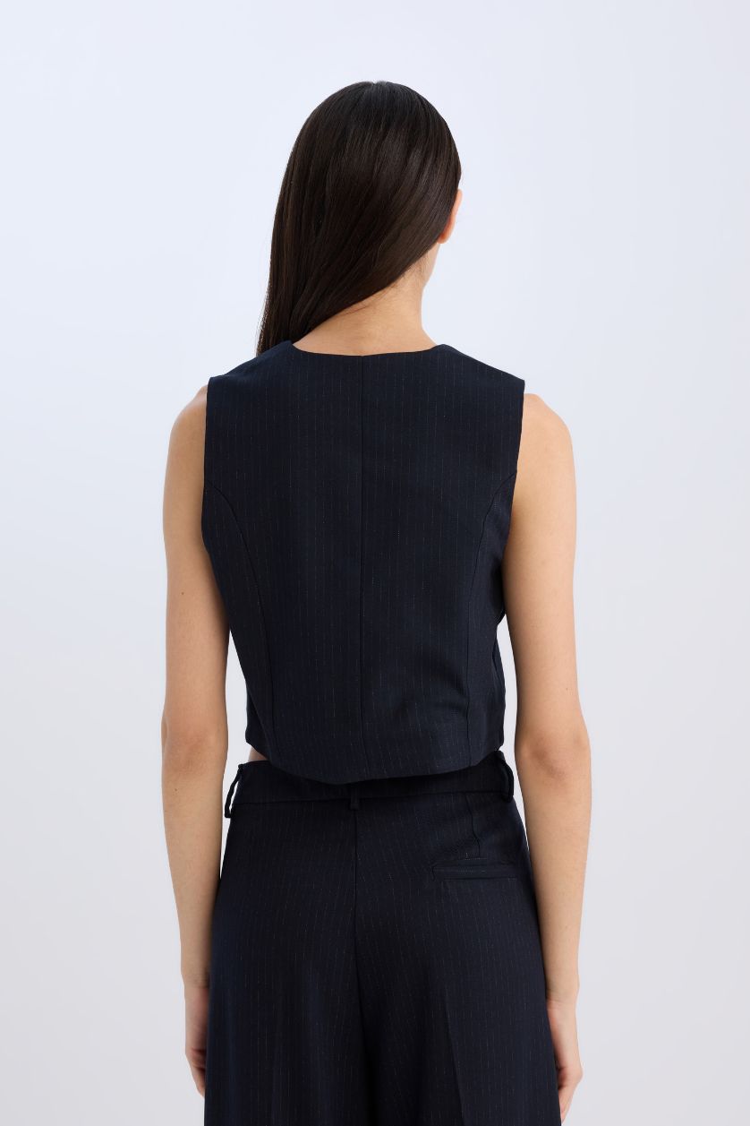 Kadın Lacivert V Yaka Çizgili Düğmeli Blazer Yelek