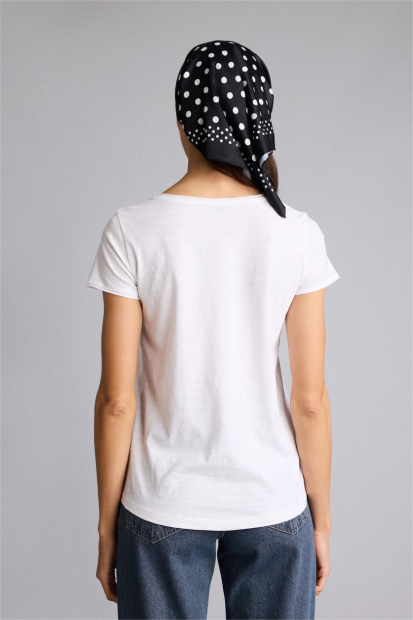 Женщины Белый Базовая однотонная футболка Regular Fit с V-образным вырезом и коротким рукавом