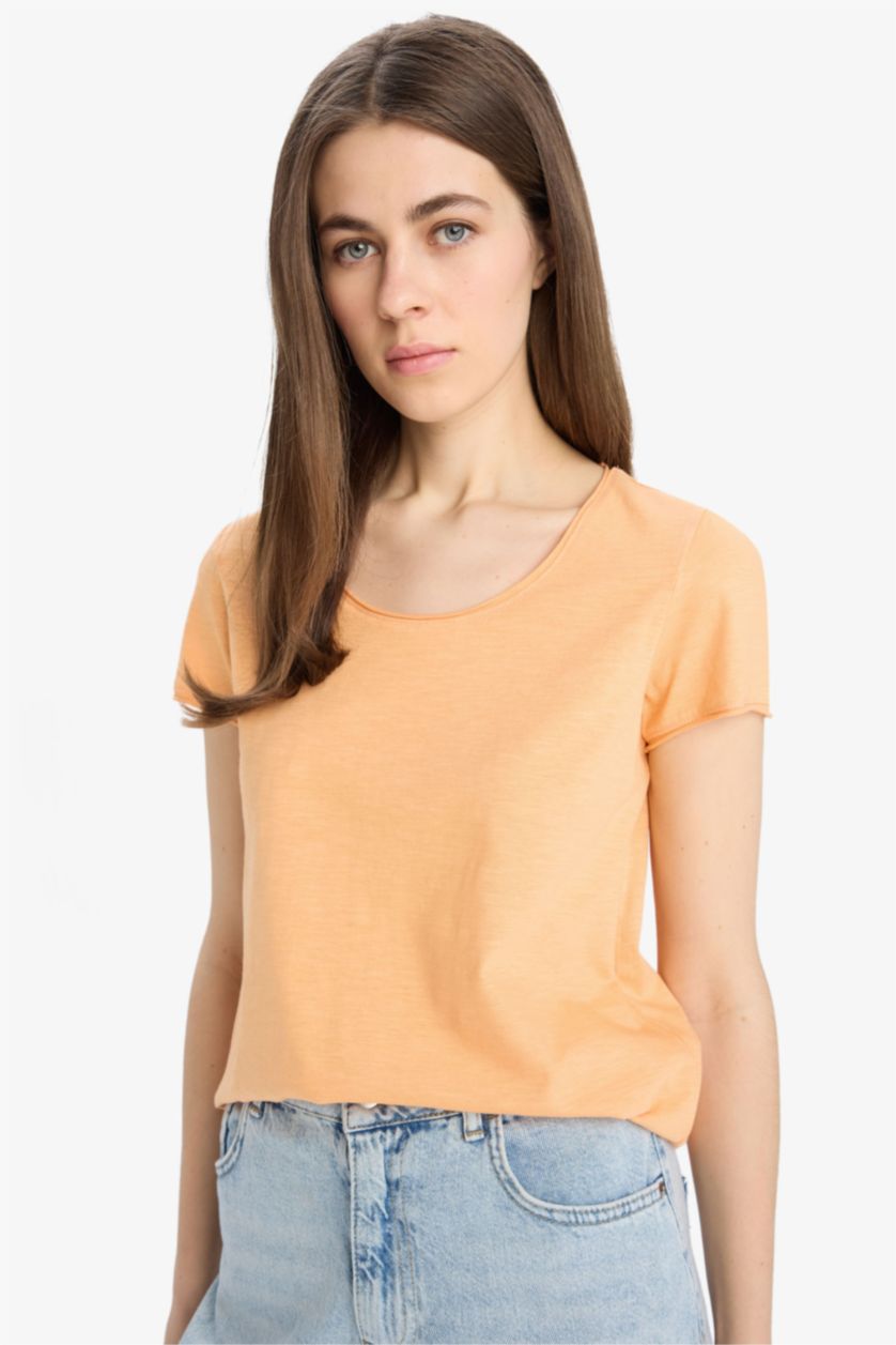 Woman Salmon Regular Fit Bicycle Collar Basic T-Shirt