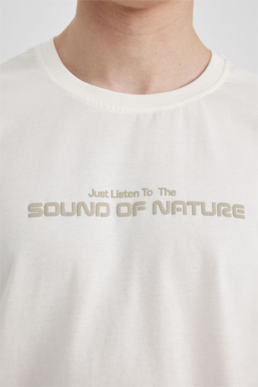 Man Ecru Regular Fit Crew Neck Printed Short Sleeve T-Shirt