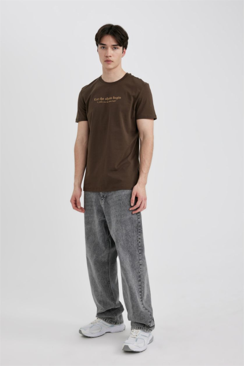 Erkek Kahve Slim Fit Dar Kesim Bisiklet Yaka Baskılı Kısa Kollu Tişört