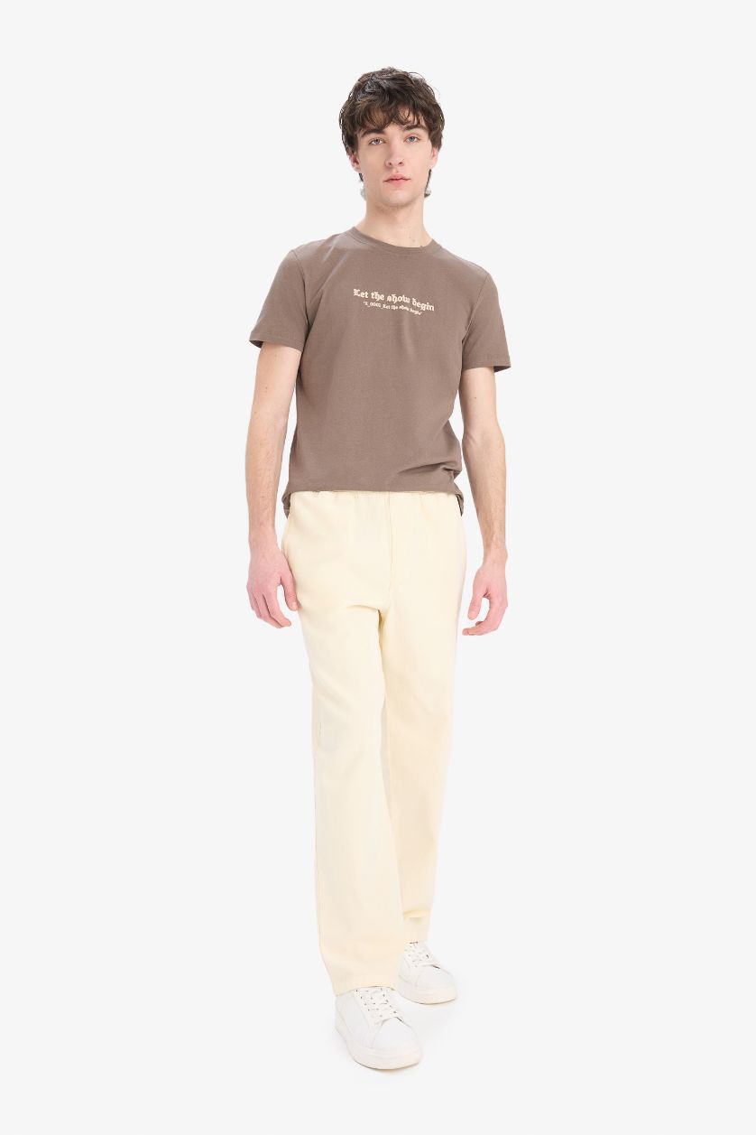 Erkek Açık Kahve %100 Pamuk Slim Fit Dar Kesim Bisiklet Yaka Baskılı Kısa Kollu Tişört