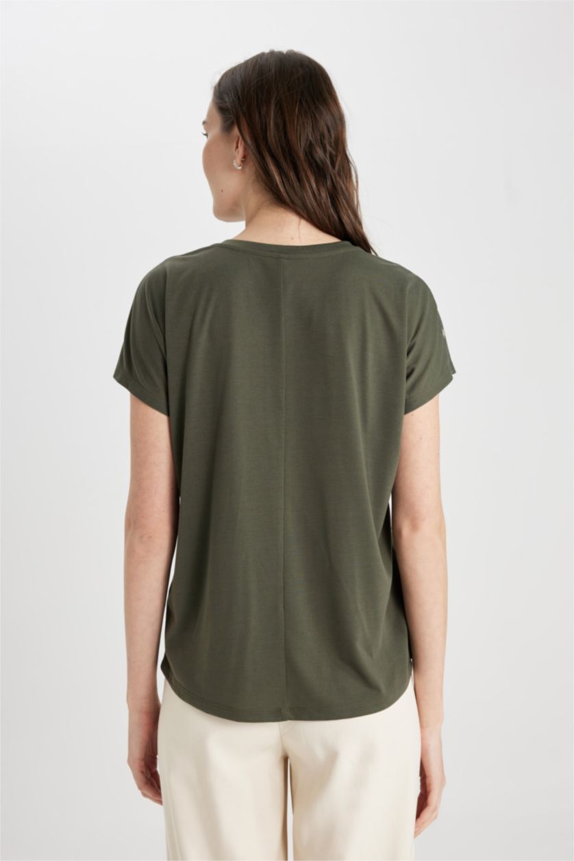 نساء كاكي داكن تيشيرت نص كم بطبعة نجم