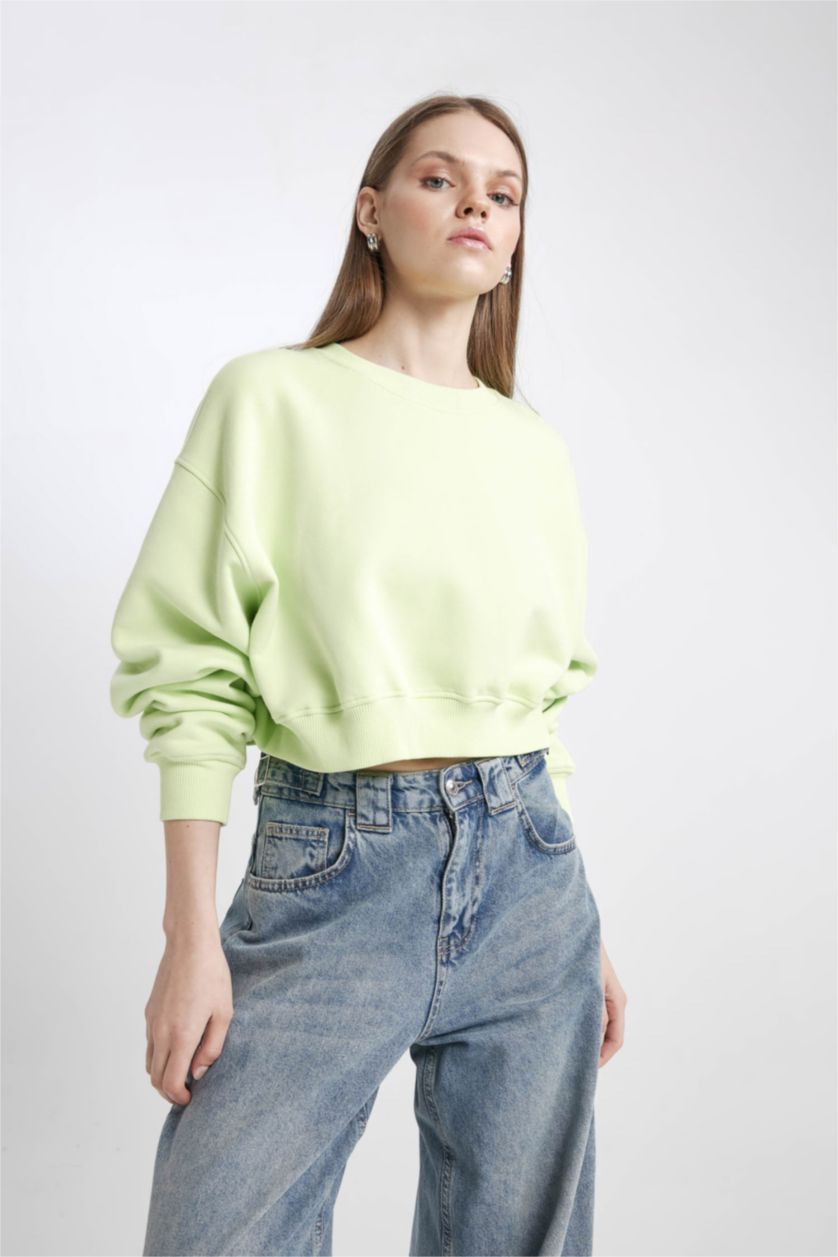 WOMAN Mint Crew Neck Crop Basic Sweatshirt