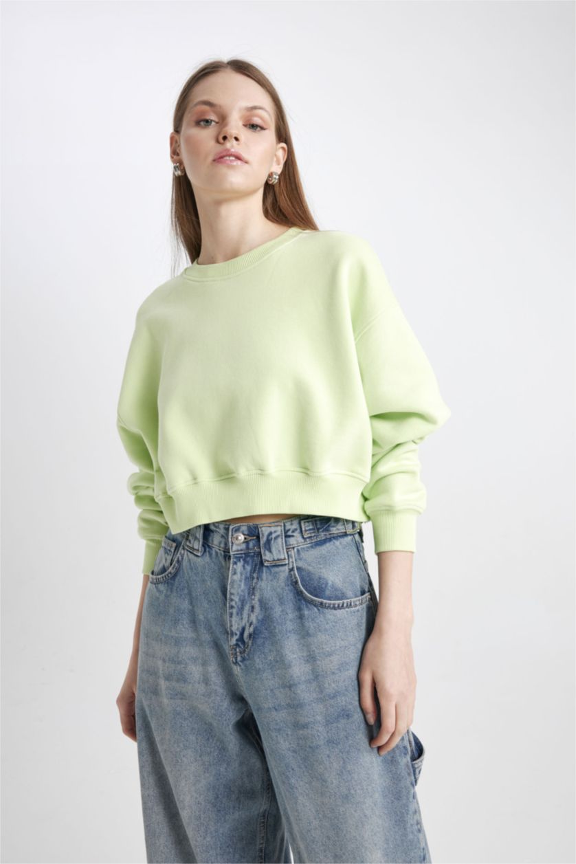 WOMAN Mint Crew Neck Crop Basic Sweatshirt