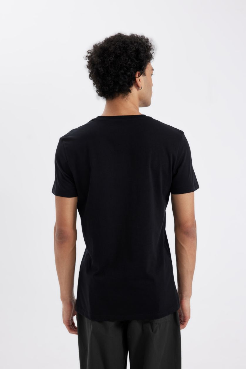 Erkek Siyah %100 Pamuk Siyah Slim Fit Dar Kesim Bisiklet Yaka Baskılı Kısa Kollu Tişört