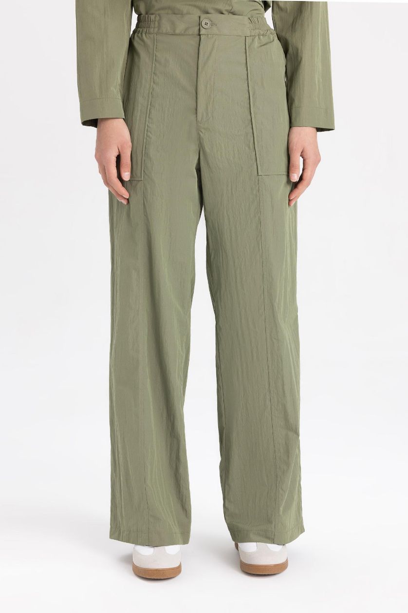 FEMME Kaki Clair Pantalon Parachute Cargo à jambes larges